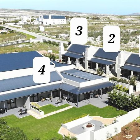 Three Feathers Cottages Langebaan Extérieur photo