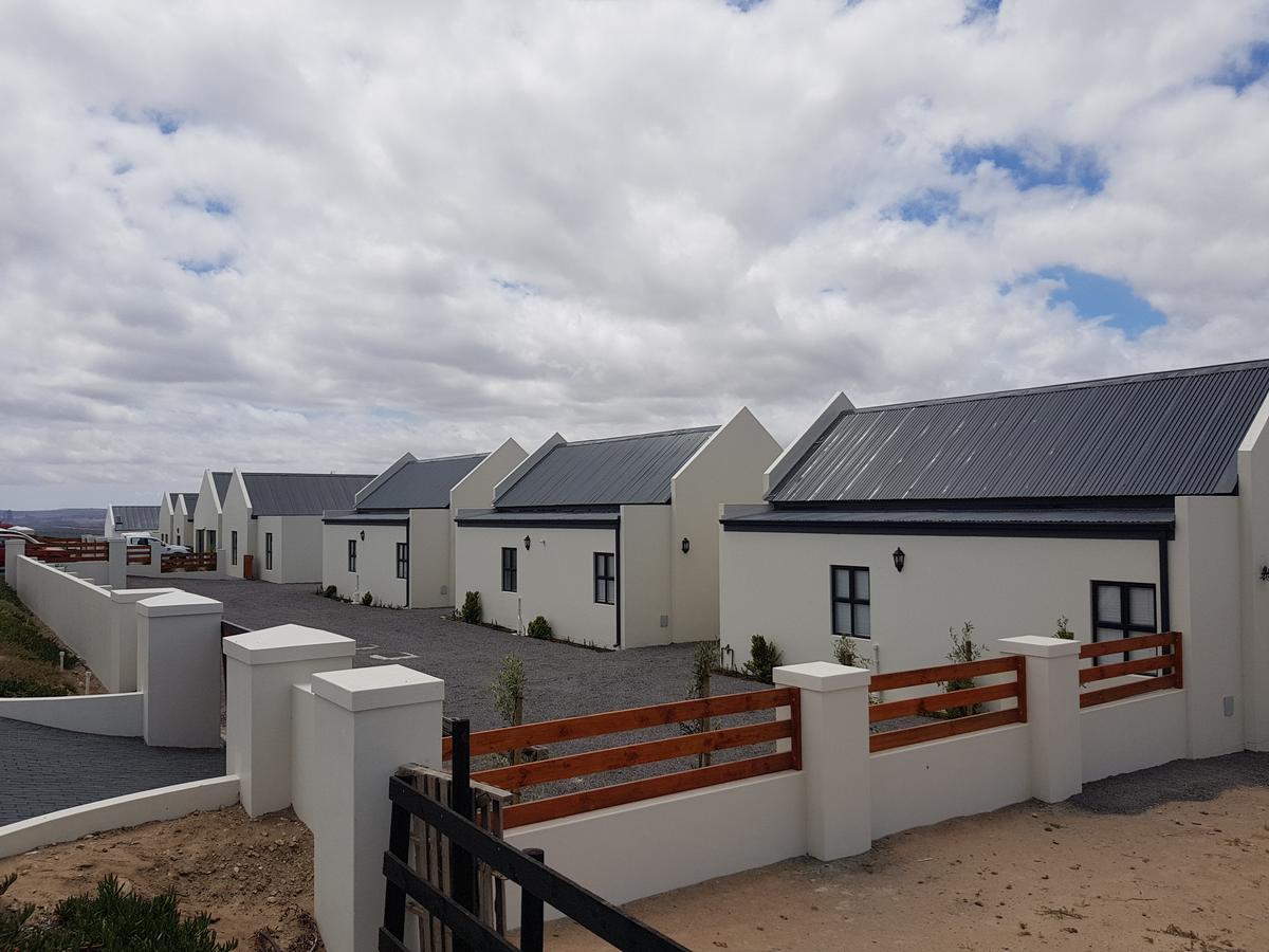 Three Feathers Cottages Langebaan Extérieur photo