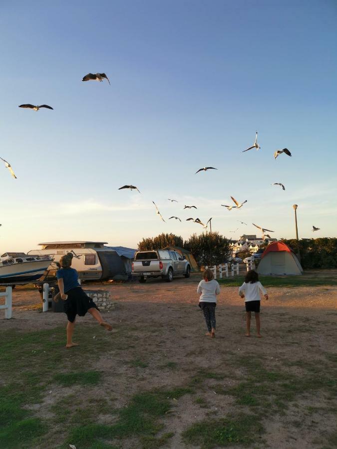 Three Feathers Cottages Langebaan Extérieur photo