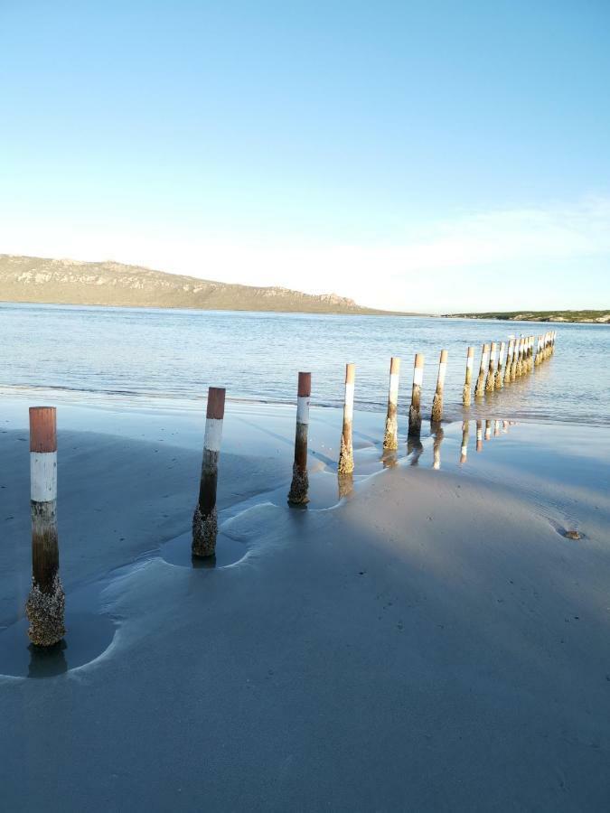 Three Feathers Cottages Langebaan Extérieur photo